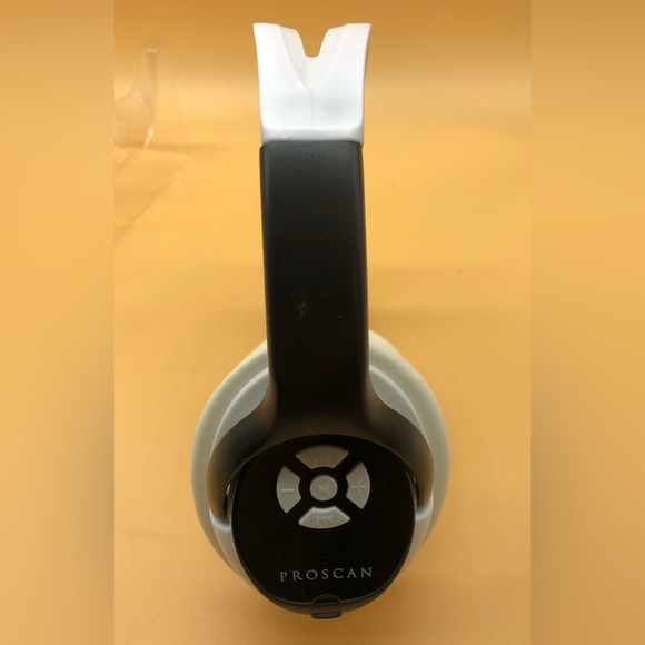 Proscan PBT225 Bluetooth Rechargeable Wireless Stereo Headphones - Picture 3 of 4